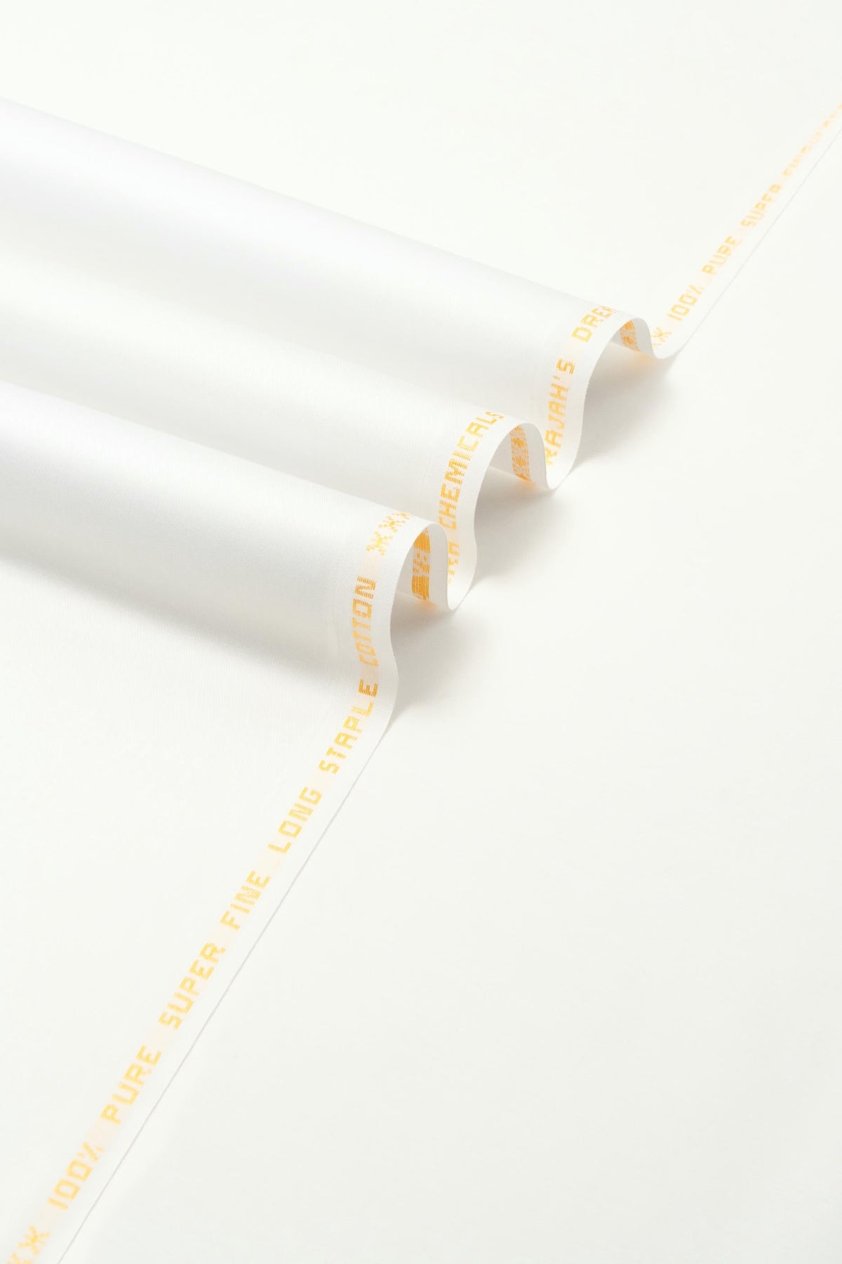 Dreamy Comfort Pillow, side view, showing ergonomic design for sleep aid & support. Image 3 of 7.