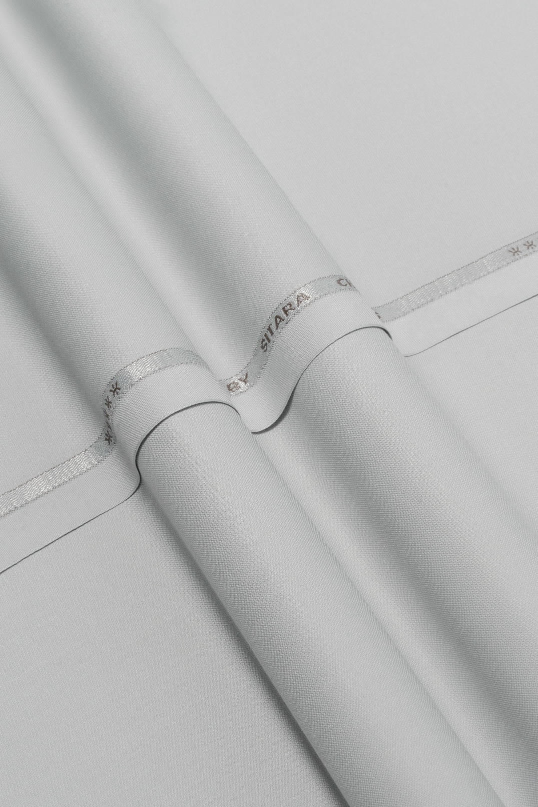 Modern Nova essential, sleek design. Versatile everyday product. Image 6 of 10.